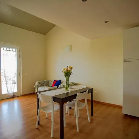 Holiday home Letizia *